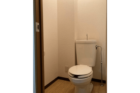 頭を悩ます1Kの収納問題を「棚とハンガーパイプ」で解消。賃料も5,000円アップ！ - AFTER 3