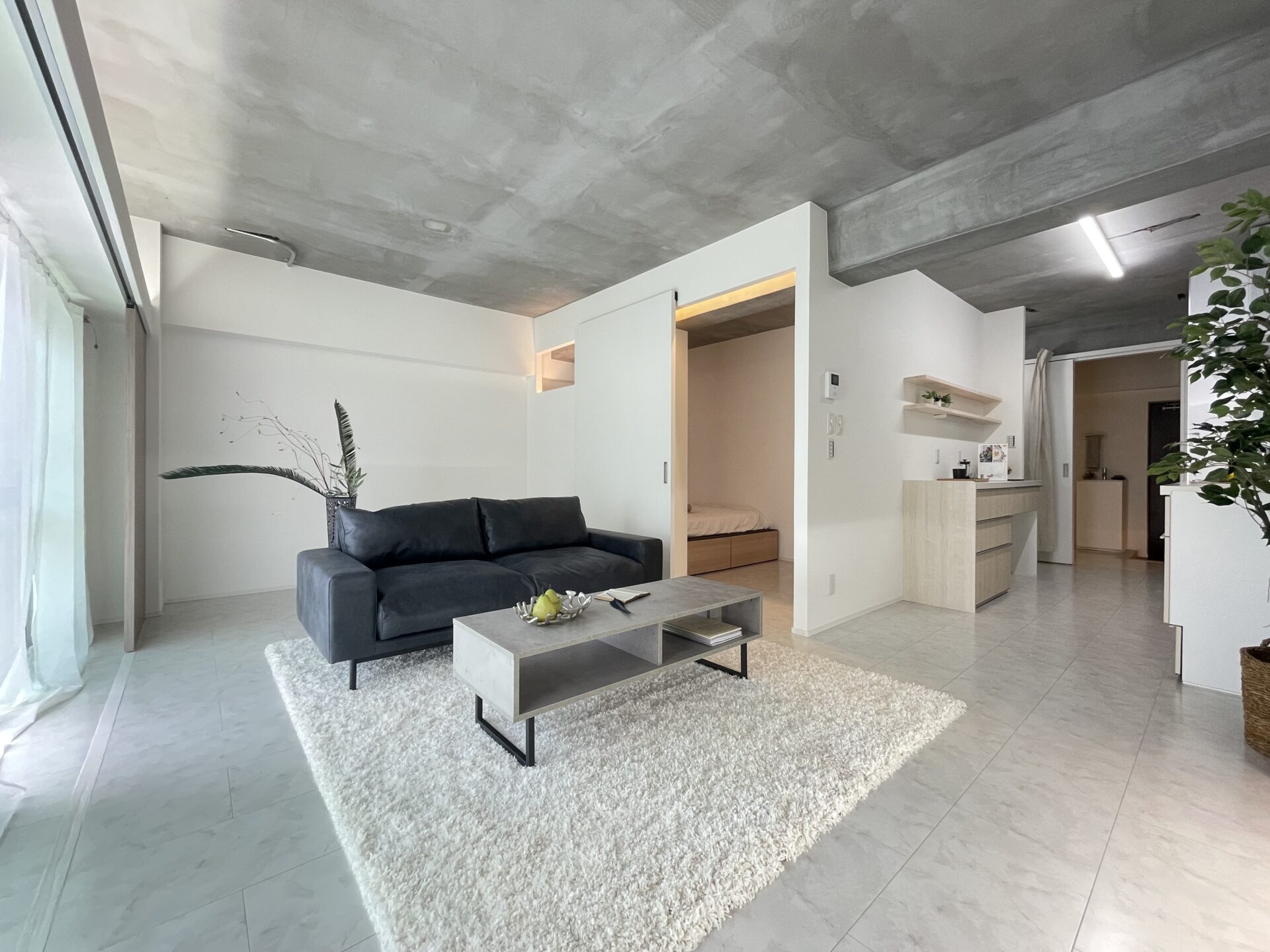 「和室二間続き」の解消と 「家事動線」の確保